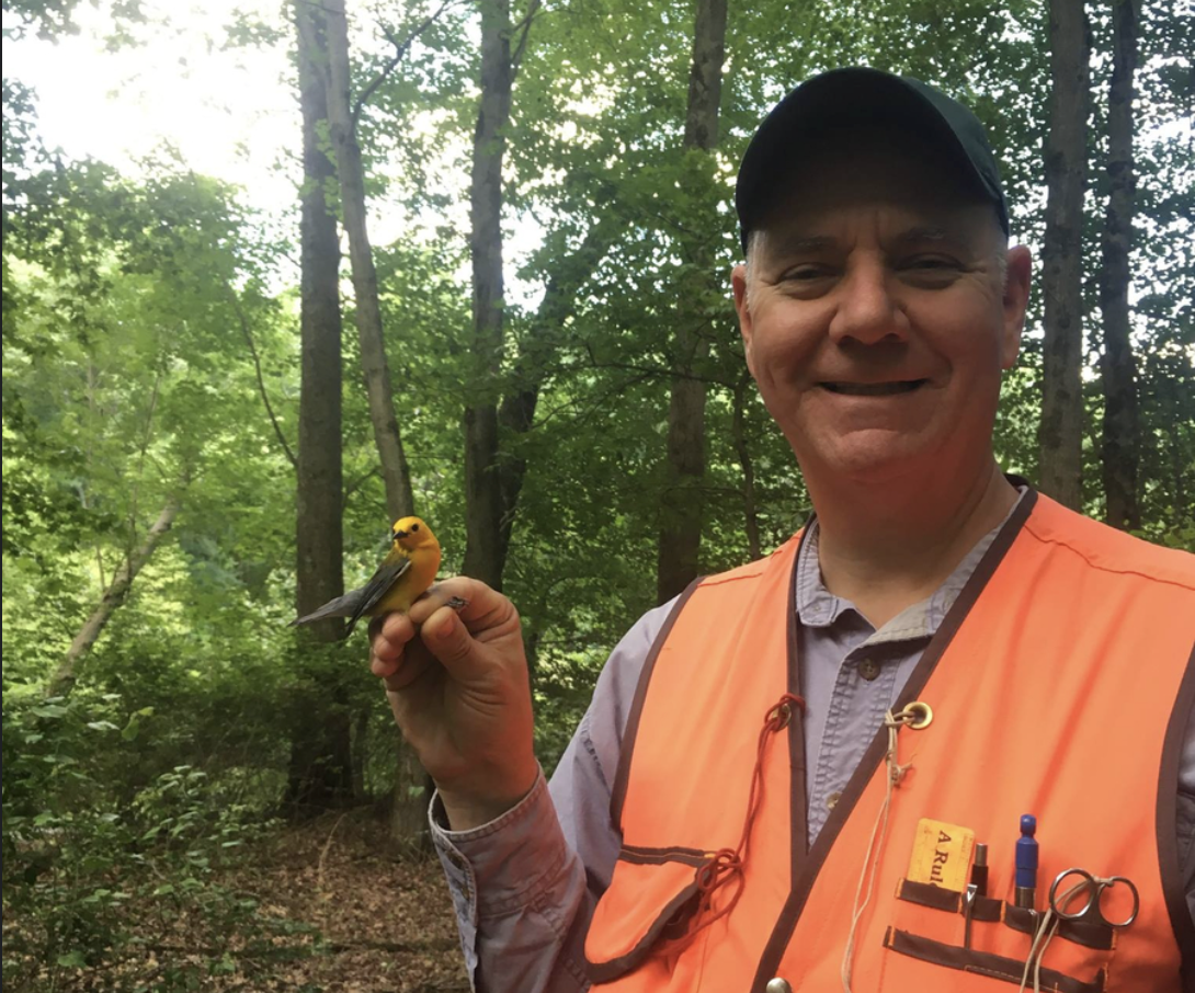 ecsc posing with bird