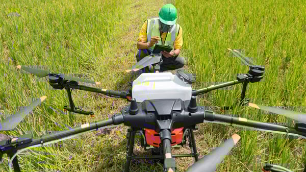 Student studying a drone